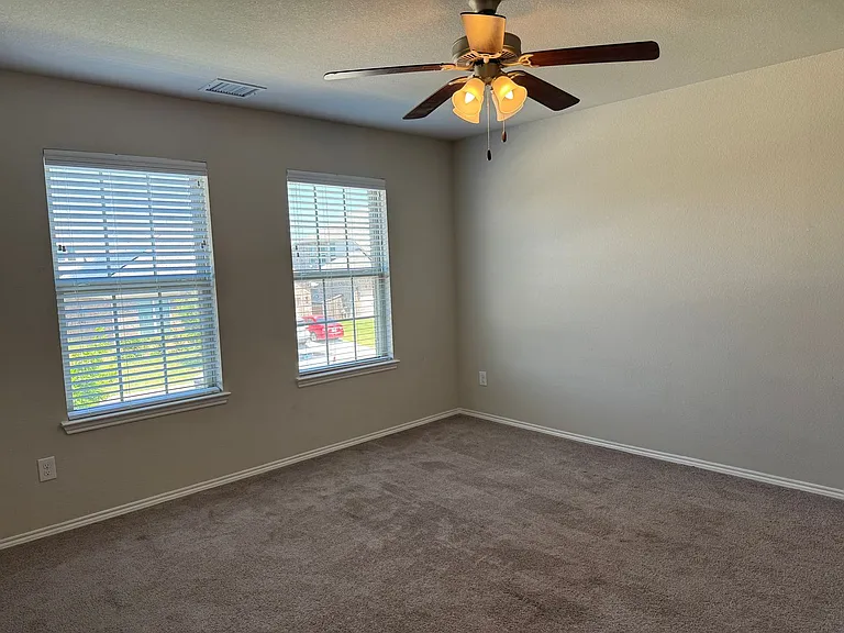 7207 Fallen Crest Ln — Photo 21