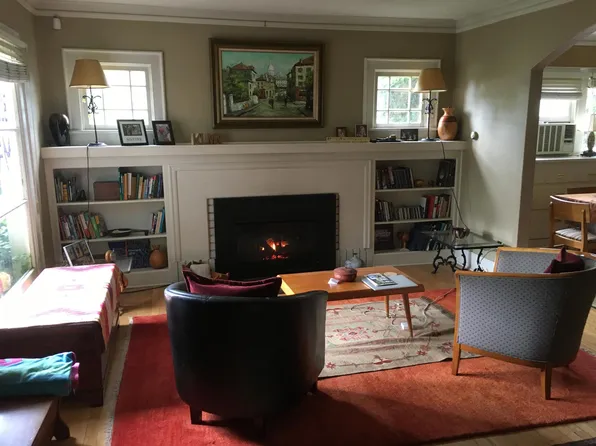 (undisclosed Address), Eugene, OR 97402