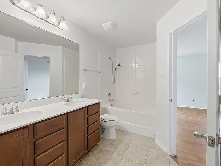 13535 Abraham Lincoln St — Photo 19