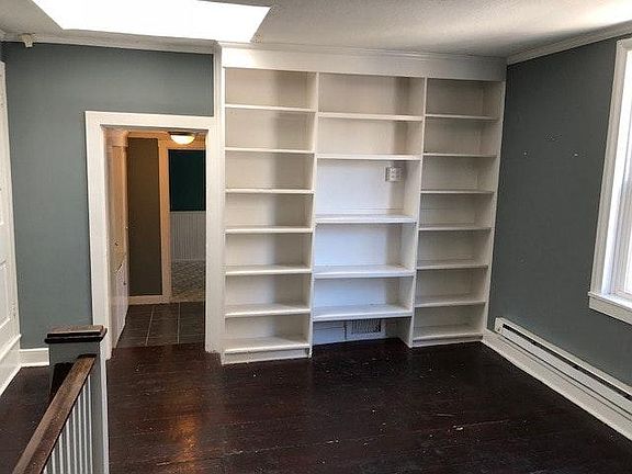 second floor lounge area