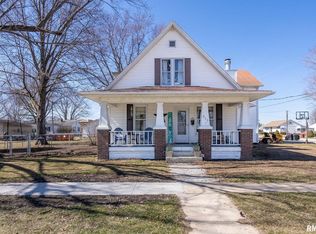 217 N 5th Ave, New Windsor, IL 61465