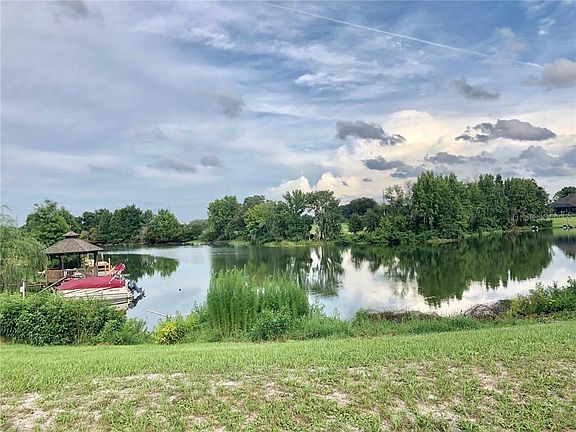 4th image of 1808 Sherwood Lakes Blvd