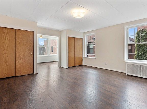 3rd image of 1015 E Hyde Park Blvd #3A