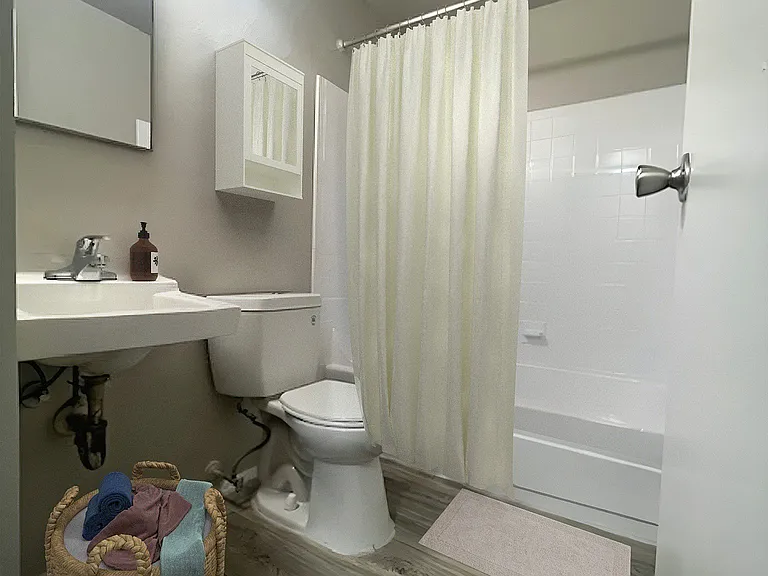 CLASSIC - BATHROOM
