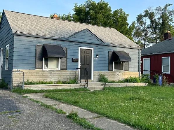 2237 Grasmere Ave, Columbus, OH 43211