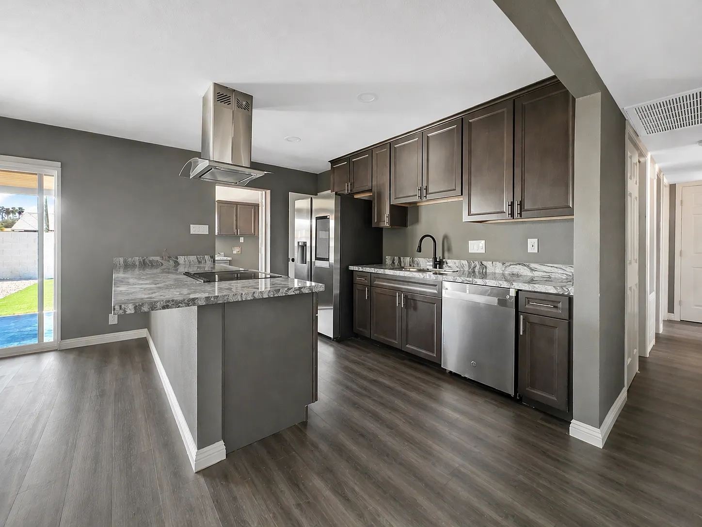 4 bed, 1846 sqft, $3,950 — Photo 4