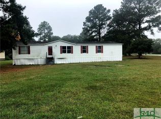 327 Mockingbird Dr, Springfield, GA 31329