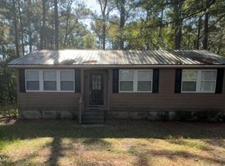 395 Holly Shelter Rd, Jacksonville, NC 28540