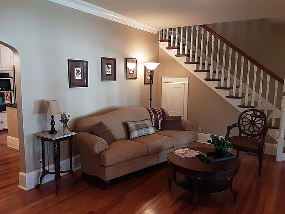 5th image of 51 Carrera St