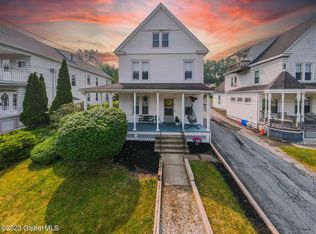 20 Locust Ave, Troy, NY 12180