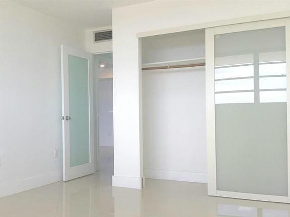 4th image of 13155 Ixora Ct APT 801