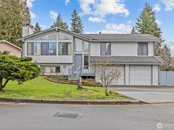 9233 S 239th Street, Kent, WA 98031