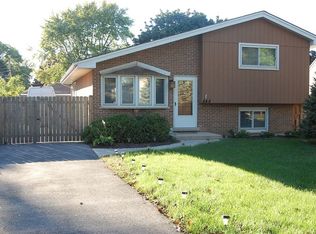 444 Oak Ave, Wood Dale, IL