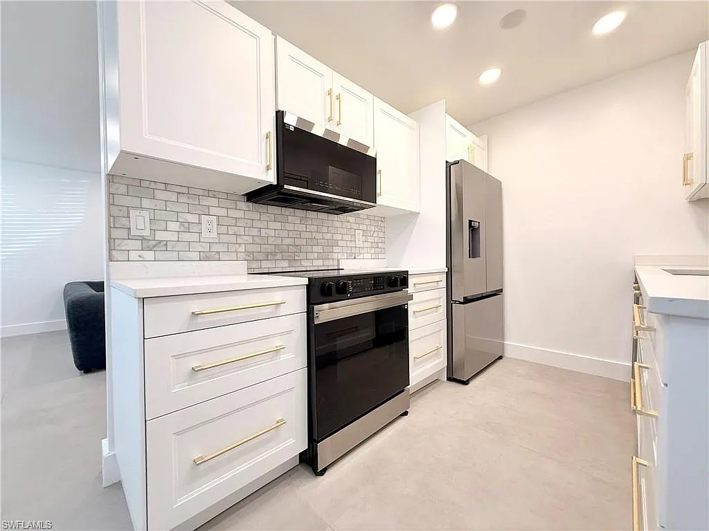 3 bed, 3.0 bath, 1167 sqft, $3,495 — Photo 1