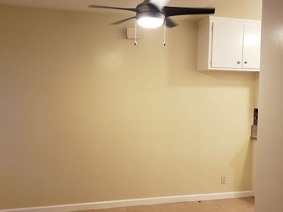 4th image of 425 W Regent St #4