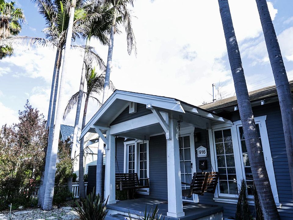 1st image of 916 Superba Ave