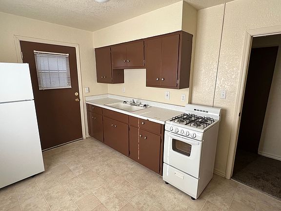 5th image of 1205 Monte Vista Ave APT A