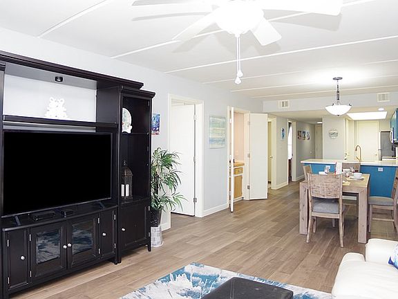5th image of 1816 Gulf Blvd #103