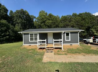 1809 Coffee Rd, Westminster, SC 29693