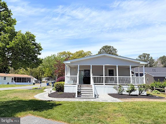 2nd image of 34403 Mallard Rd #501