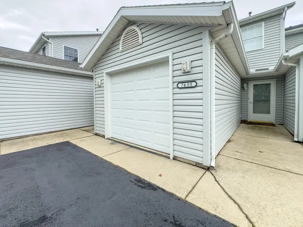 7455 Snug Harbor Dr, Russells Point, OH 43348