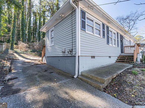 4th image of 3723 Glenwood Rd