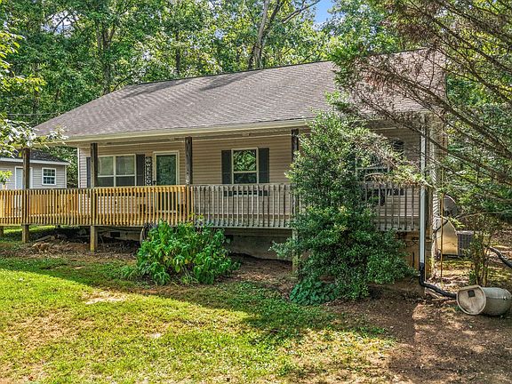 2nd image of 783 Haynes Rd