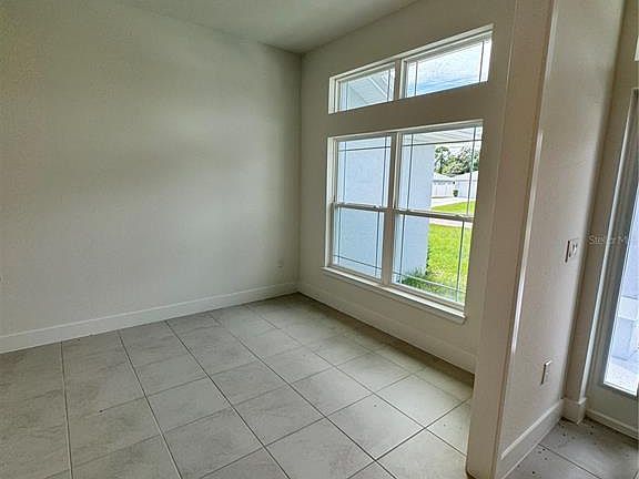 3rd image of 4733 LACOCO ST.
