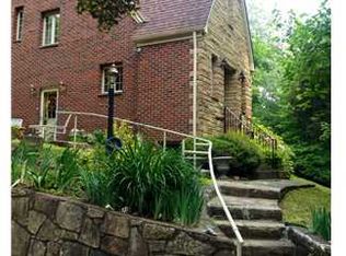 5475 Elk River Rd N, Elkview, WV 25071