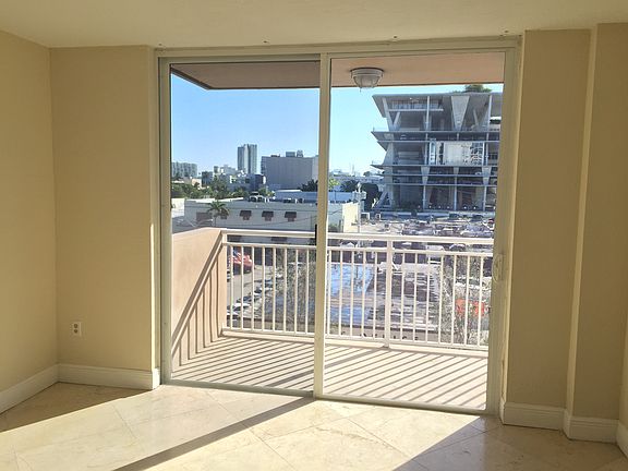 3rd image of 1666 West Ave APT 501
