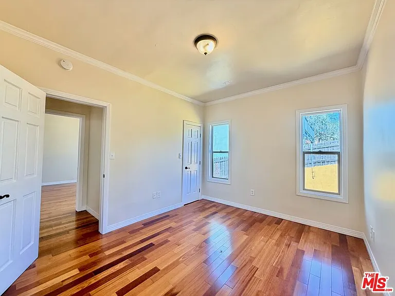 605 1/2 Tularosa Dr — Photo 12