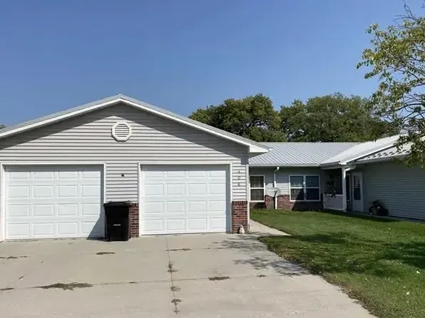 406 W Pine St, West Pt, NE 68788