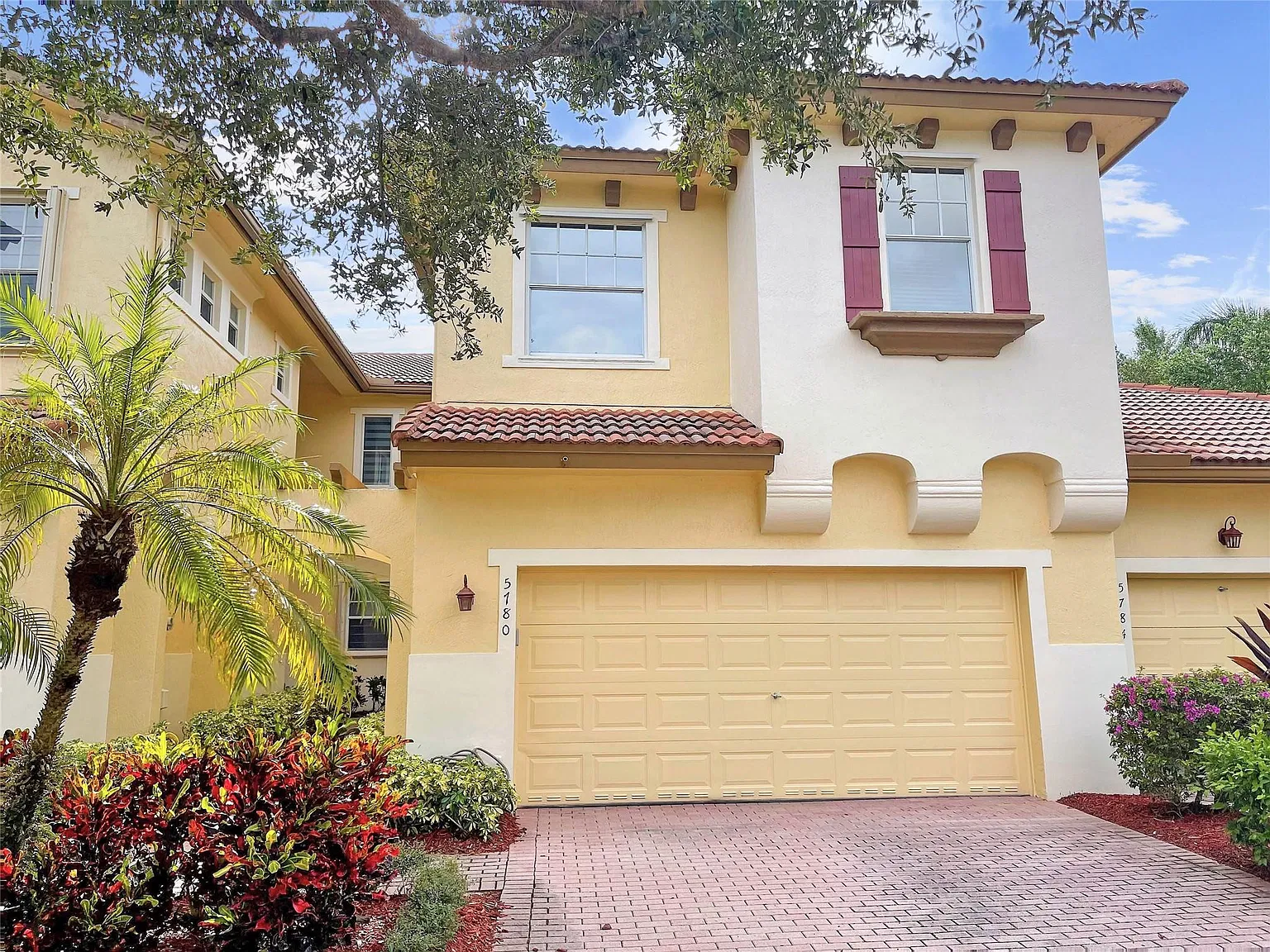 3 bed, 2.5 bath, 2265 sqft, $4,600 — Photo 1