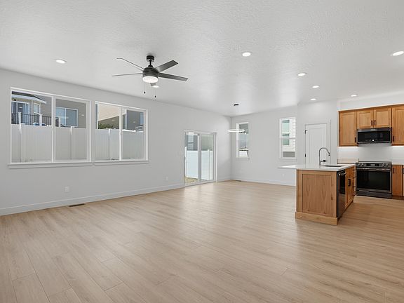 4th image of 6309 W Cape Ridge Ln