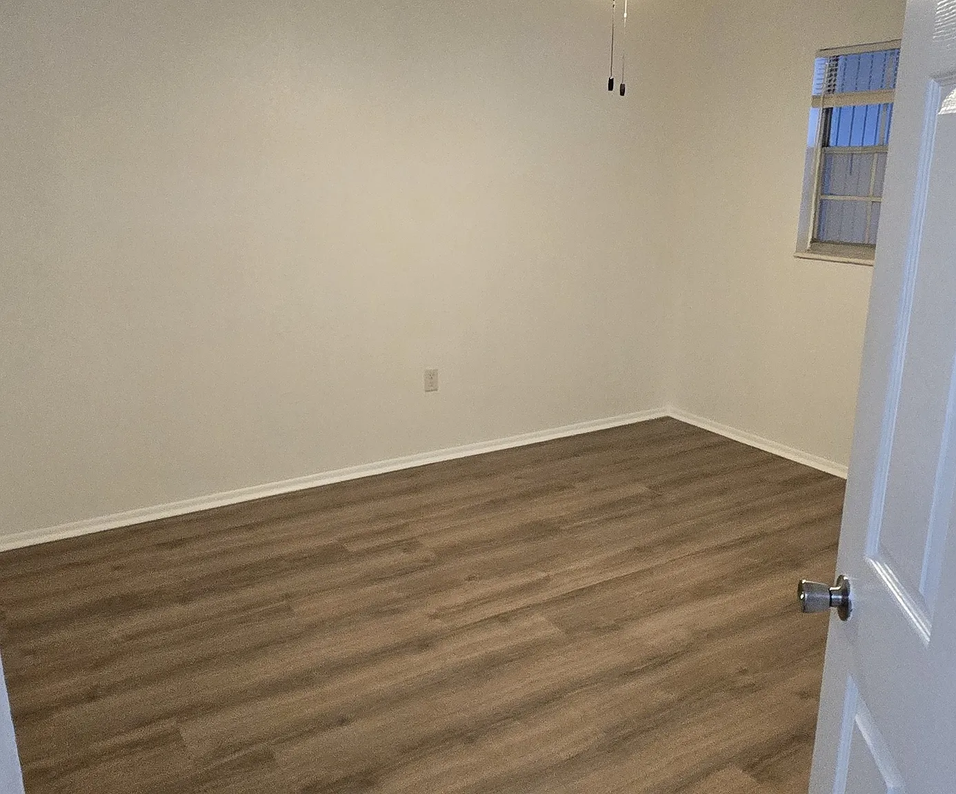 5012 22nd Street West - B — Photo 4
