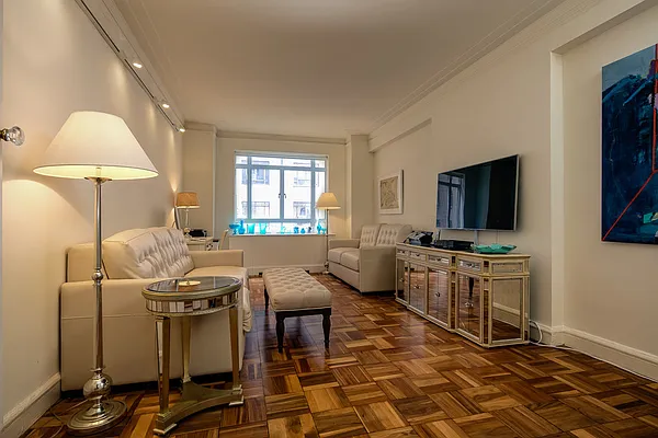 Sold by Stribling | media 1
