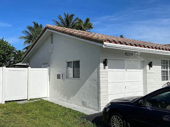 2nd image of 8204 NW 92nd Ter