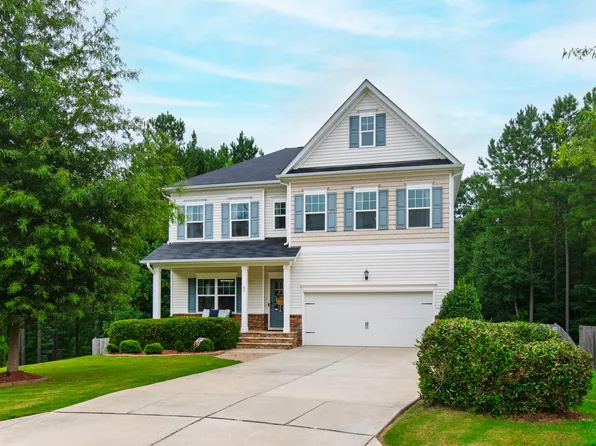 63 Creststone Ct, Clayton, NC 27527