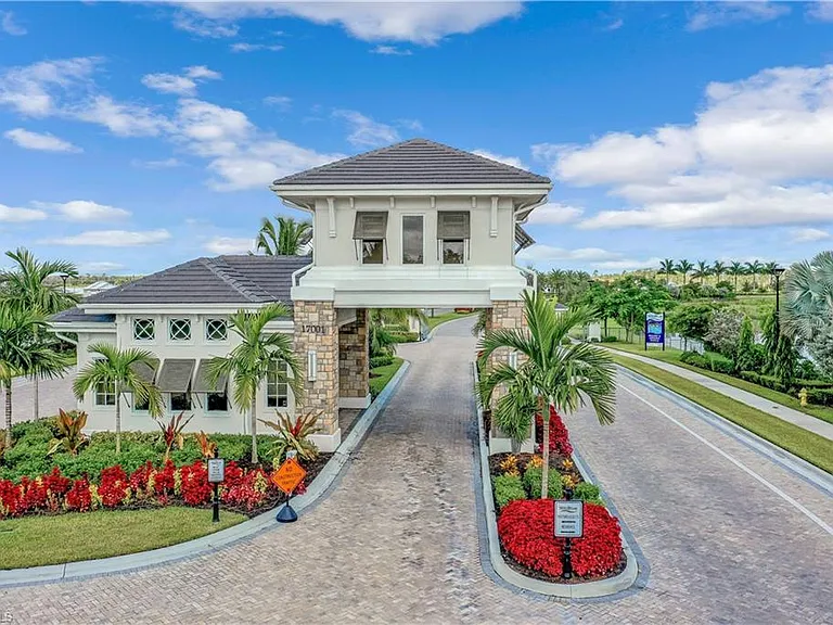 13533 Blue Bay Cir — Photo 36