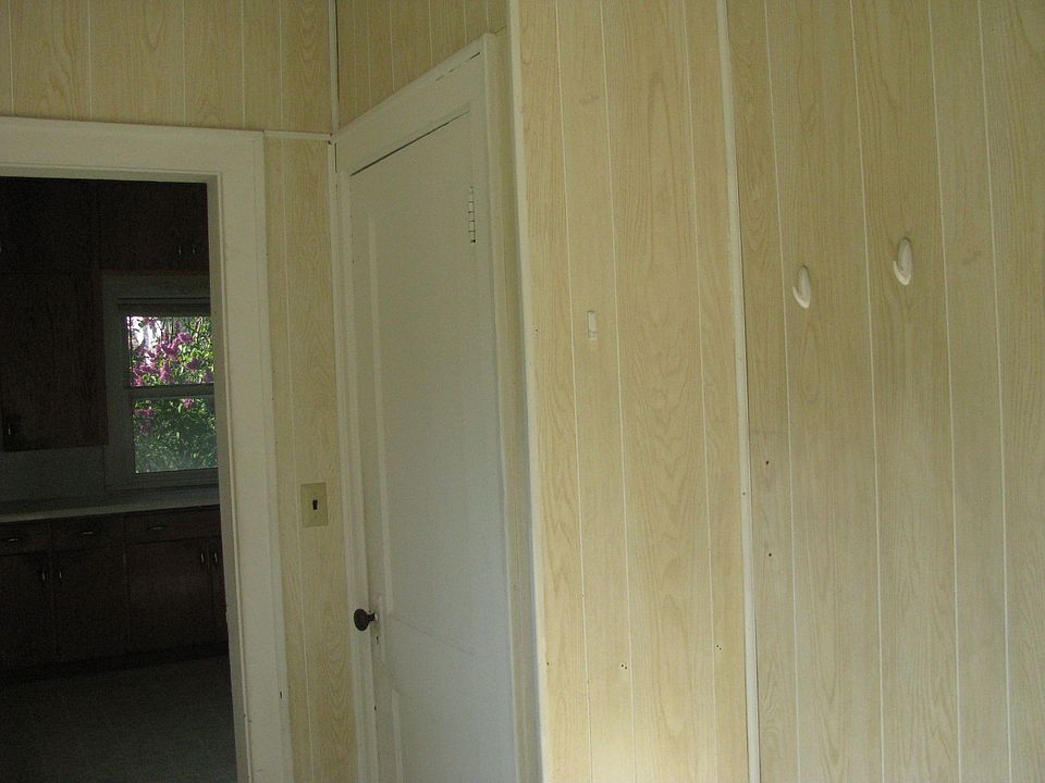 2nd image of 245 Central Ave N