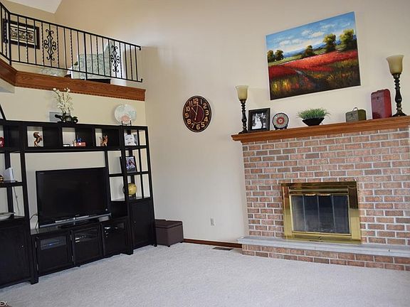3rd image of 8391 Morningside Dr
