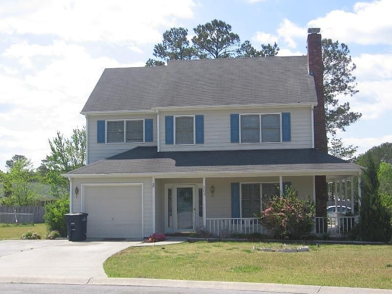 1st image of 202 S Carlisle Ct