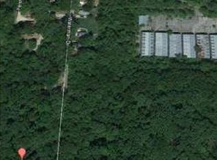 1056 Pershing Dr, Ballwin, MO 63021