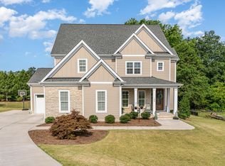 700 Wilshire View Ct, Fuquay Varina, NC 27540