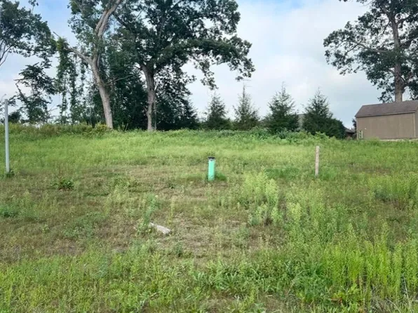 1701 N 100 W, La Porte, IN 46350