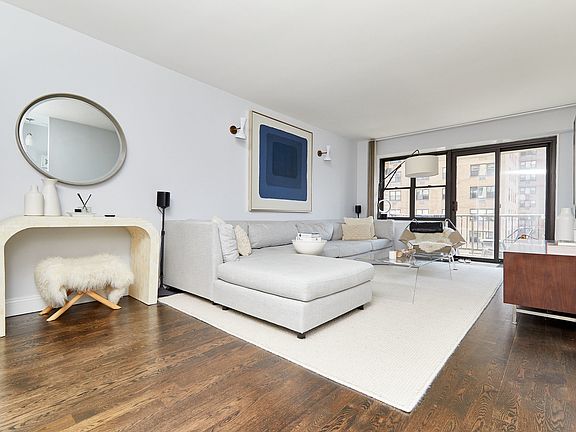 4th image of 345 E 80th St APT 15J
