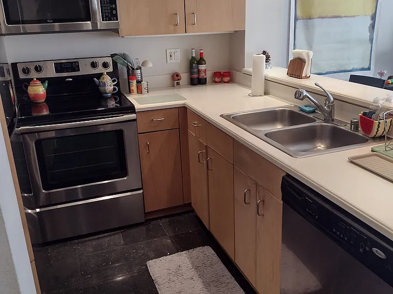 620 State St #216 — Photo 7