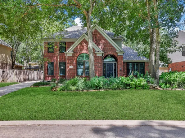 11 Windledge Pl, Spring, TX 77381