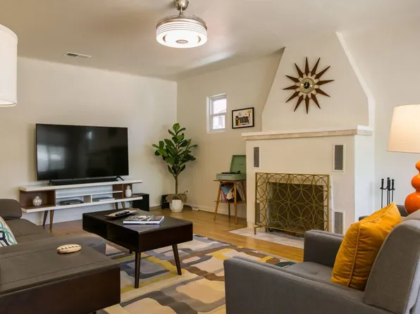 311 Richmond Dr SE, Albuquerque, NM 87106