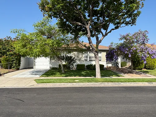 2471 N Brighton St Photo 1